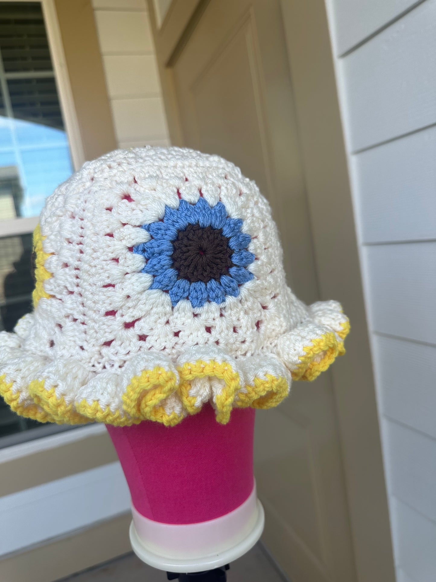 GRANNY SQUARE HATS!