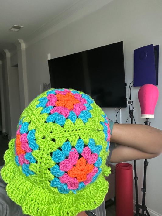GRANNY SQUARE HATS!
