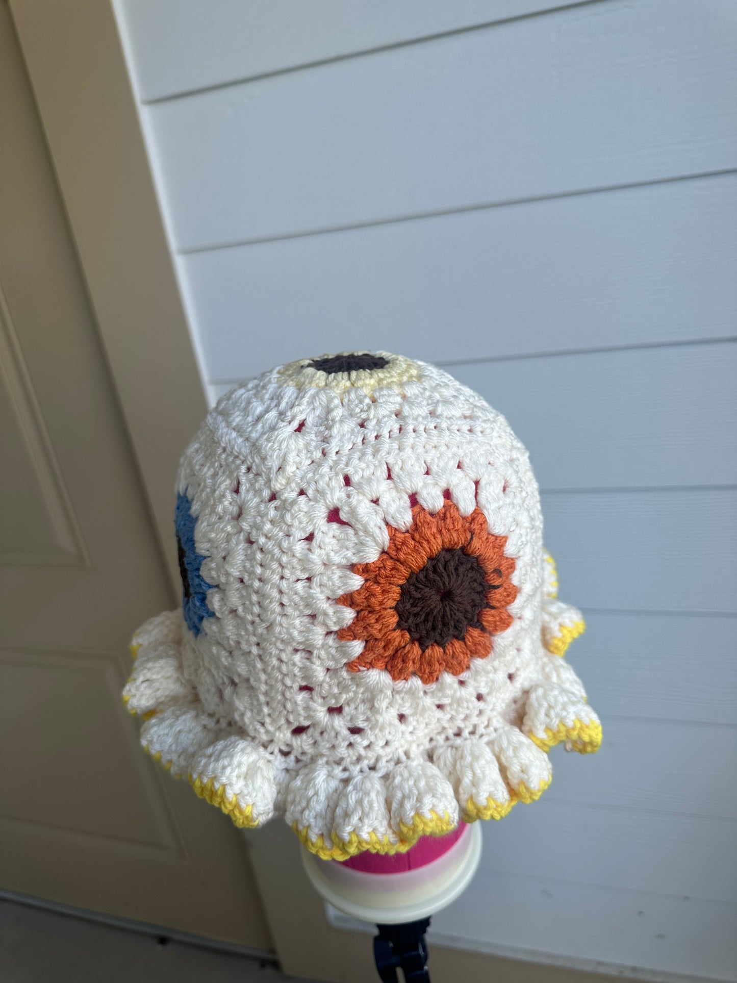 GRANNY SQUARE HATS!